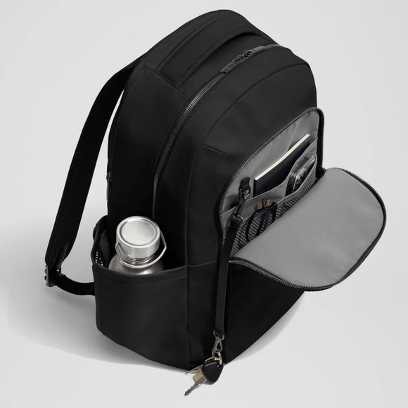 Away The Commuter Backpack - Picture 4 of 14